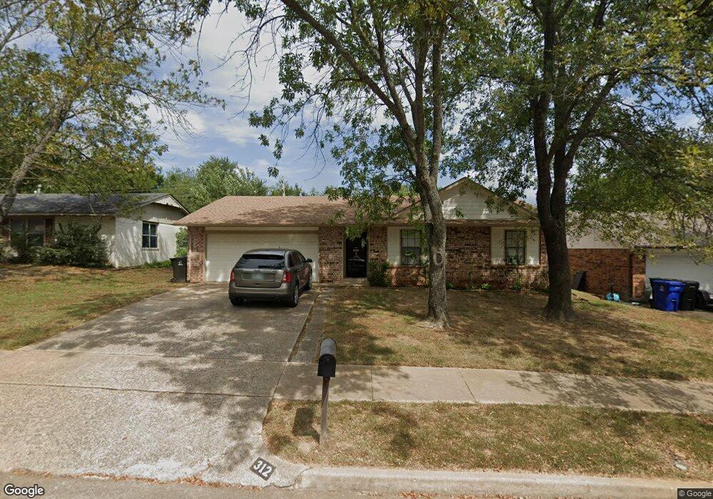 312 E Vicksburg St, Broken Arrow, OK 74011 - photo 1
