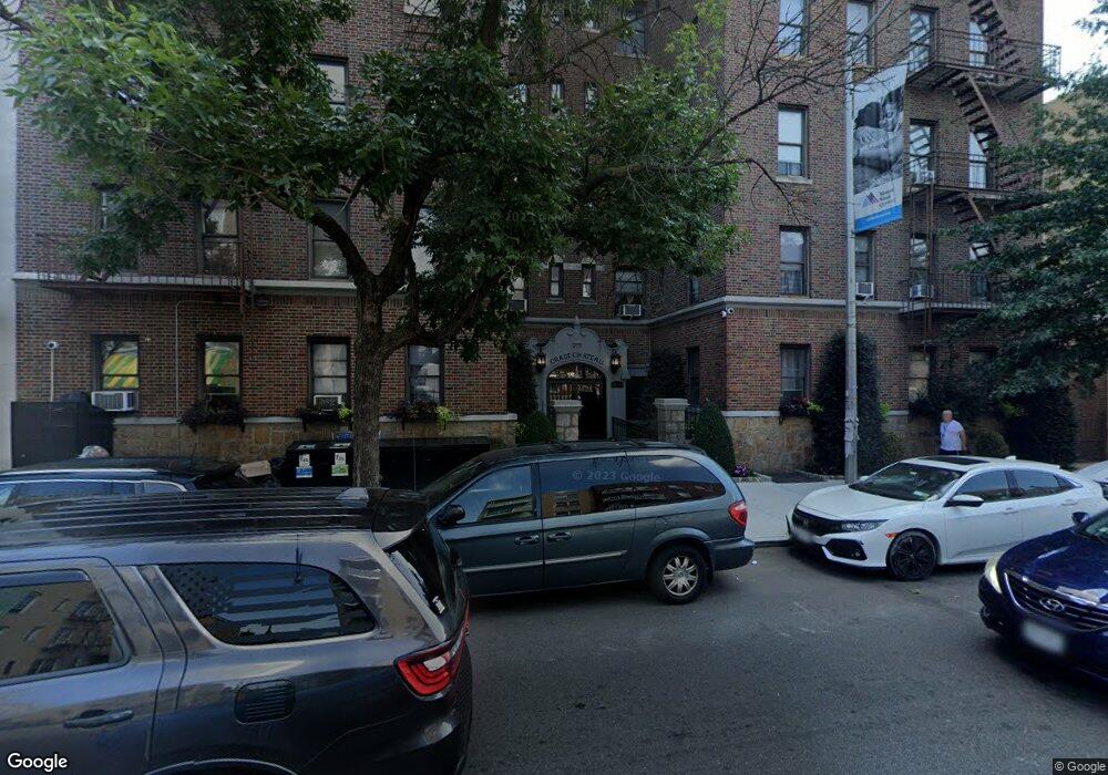 3015 33rd St, Long Island City, NY 11102 - photo 1