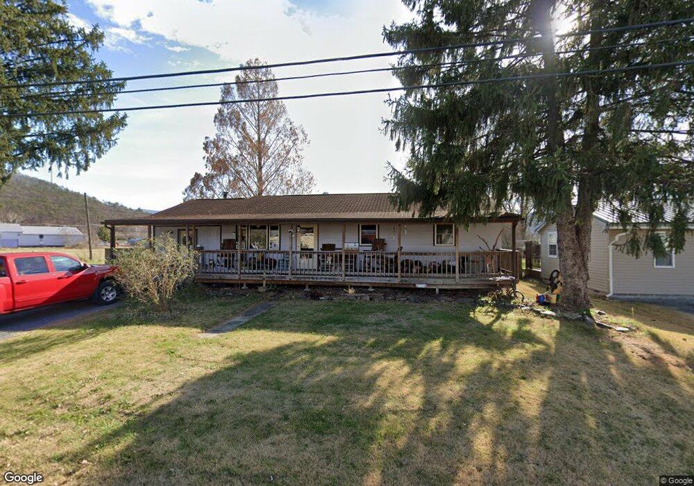 313 Clements St, Moorefield, WV 26836 - photo 1