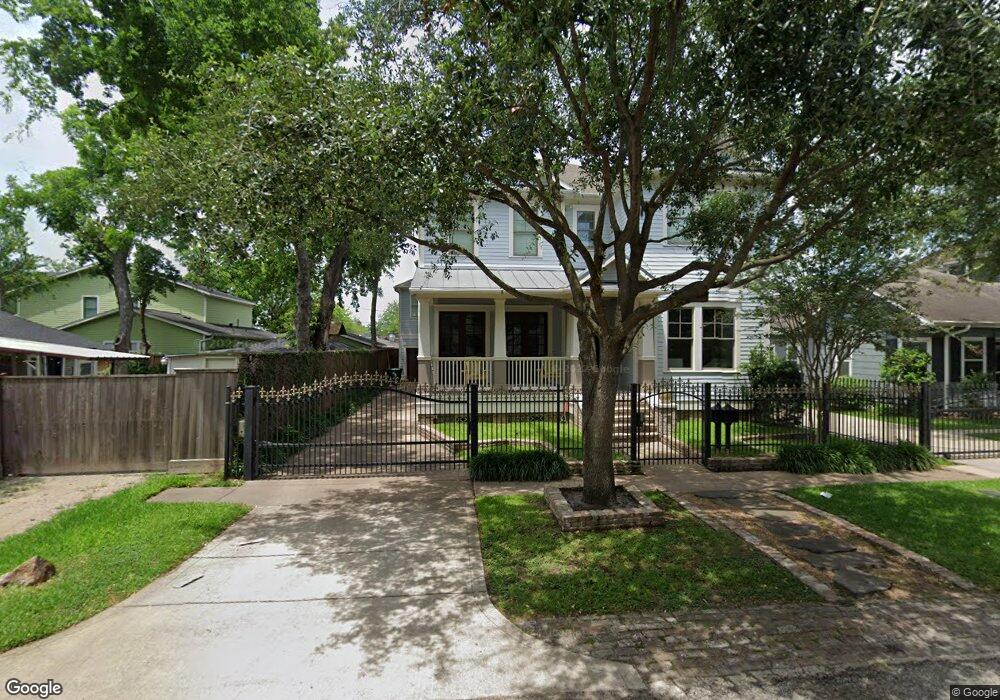 611 E 10th 1/2 St, Houston, TX 77008 - photo 1