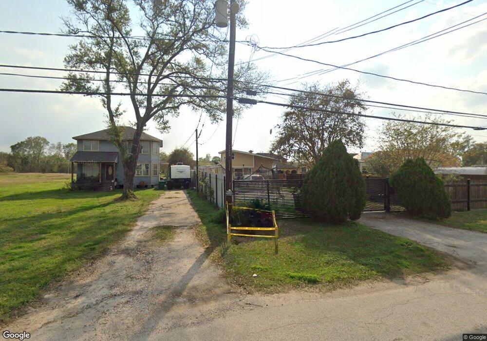 1727 Paul Quinn St, Houston, TX 77091 - photo 1