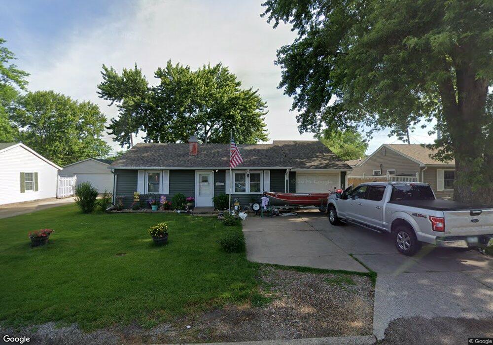 2410 W 67th St, Davenport, IA 52806 - photo 1