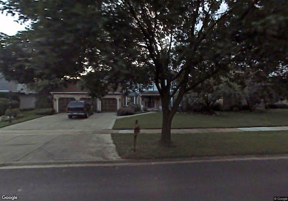 908 Turnbridge Cir, Naperville, IL 60540 - photo 1