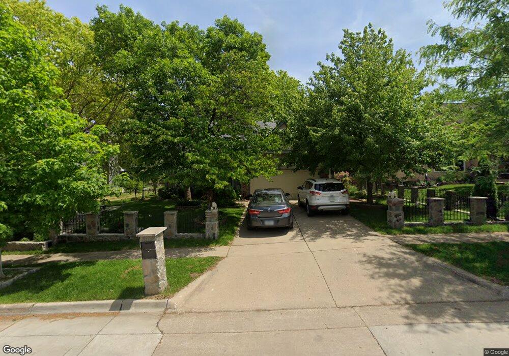 4527 48th St, Des Moines, IA 50310 - photo 1