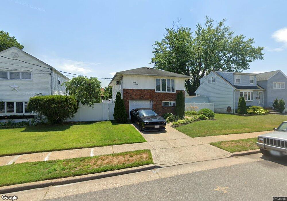 67 Martha St, Freeport, NY 11520 - photo 1