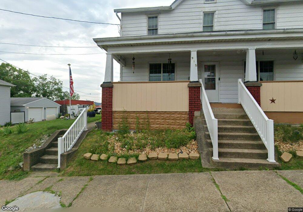 913 Howell St unit 915, Vandergrift, PA 15690 - photo 1