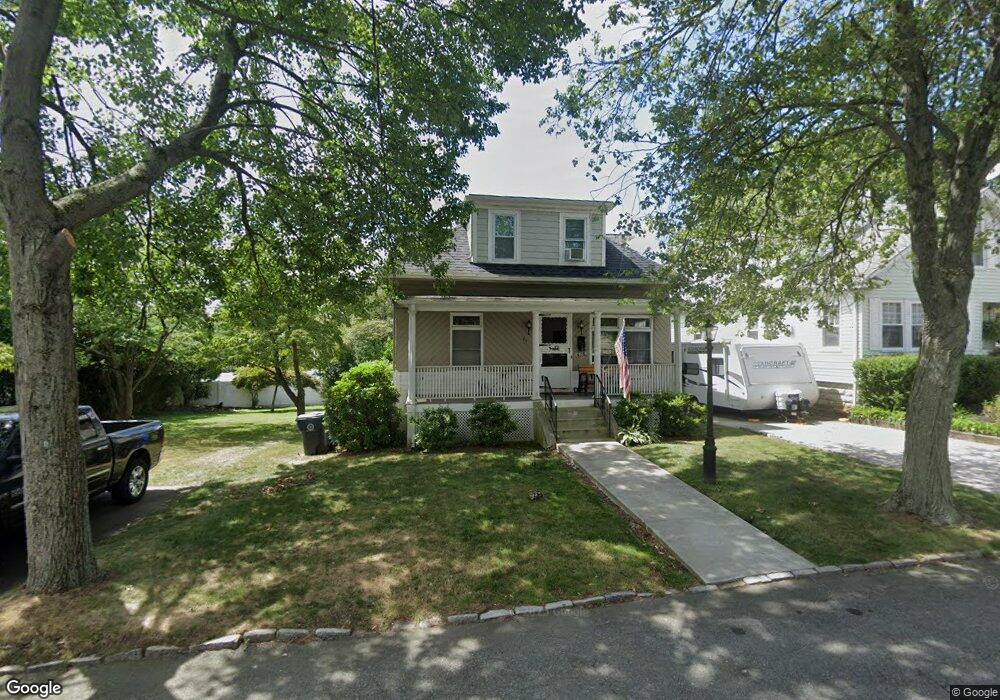 37 Sumach Ave, Riverside, RI 02915 - photo 1