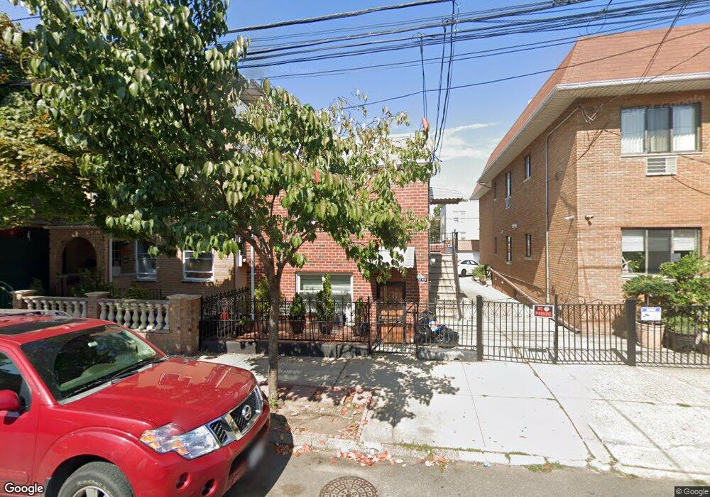 2844 47th St, Astoria, NY 11103 - photo 1