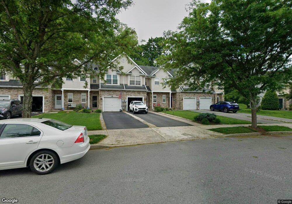 208 Maple Ct, Alburtis, PA 18011 - photo 1