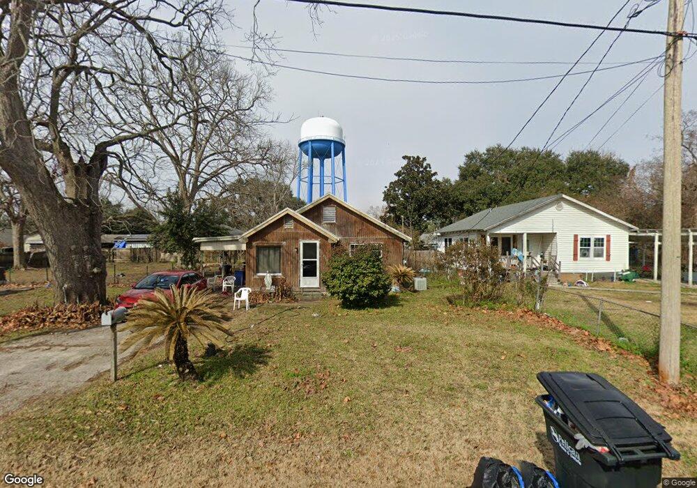 1404 Weeks St, New Iberia, LA 70560 - photo 1