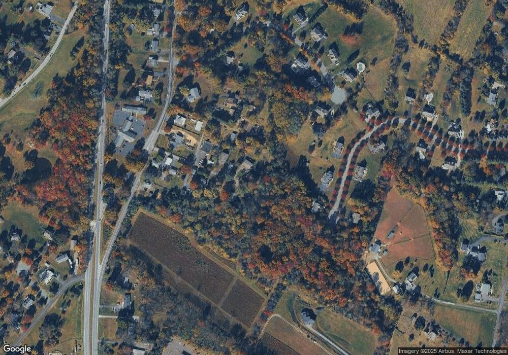 201 Krepps Ln, Pottstown, PA 19465 - photo 1