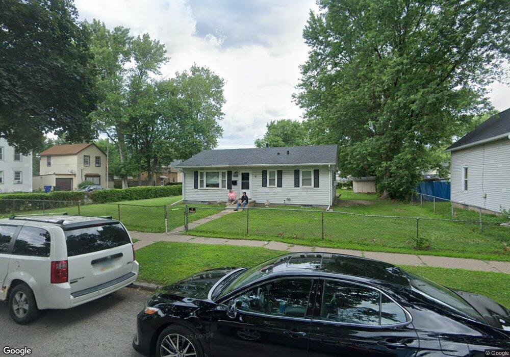 1626 W 6th St, Davenport, IA 52802 - photo 1