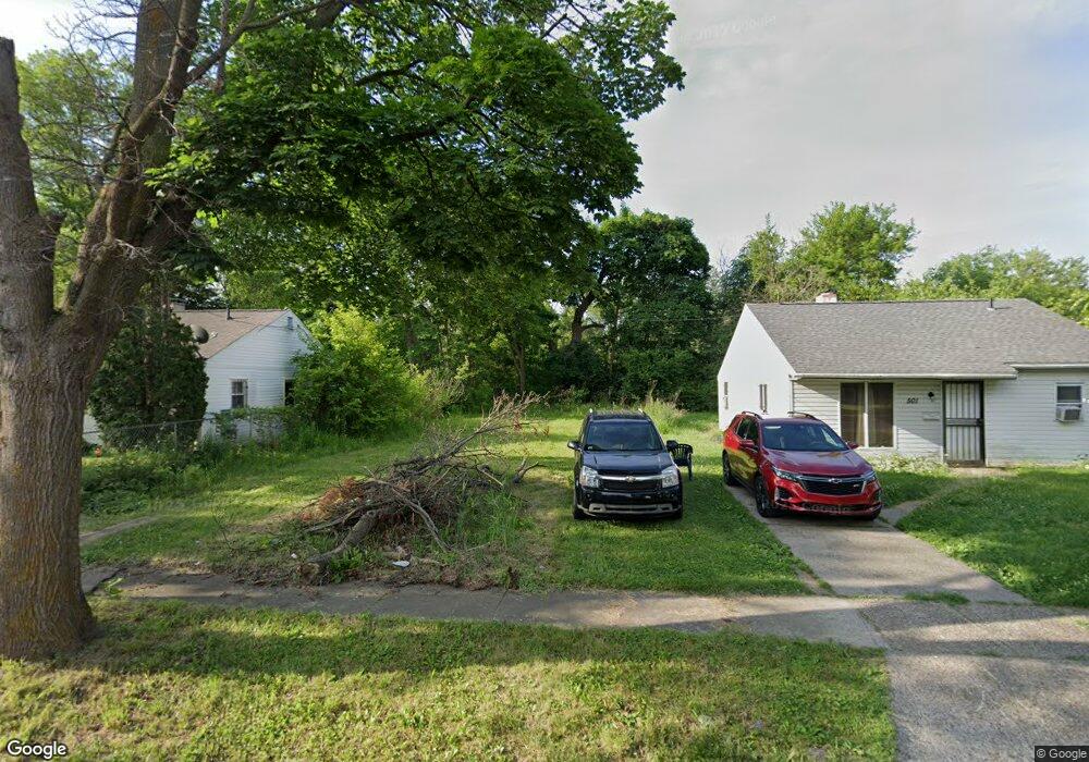 429 W Alma Ave, Flint, MI 48505 - photo 1