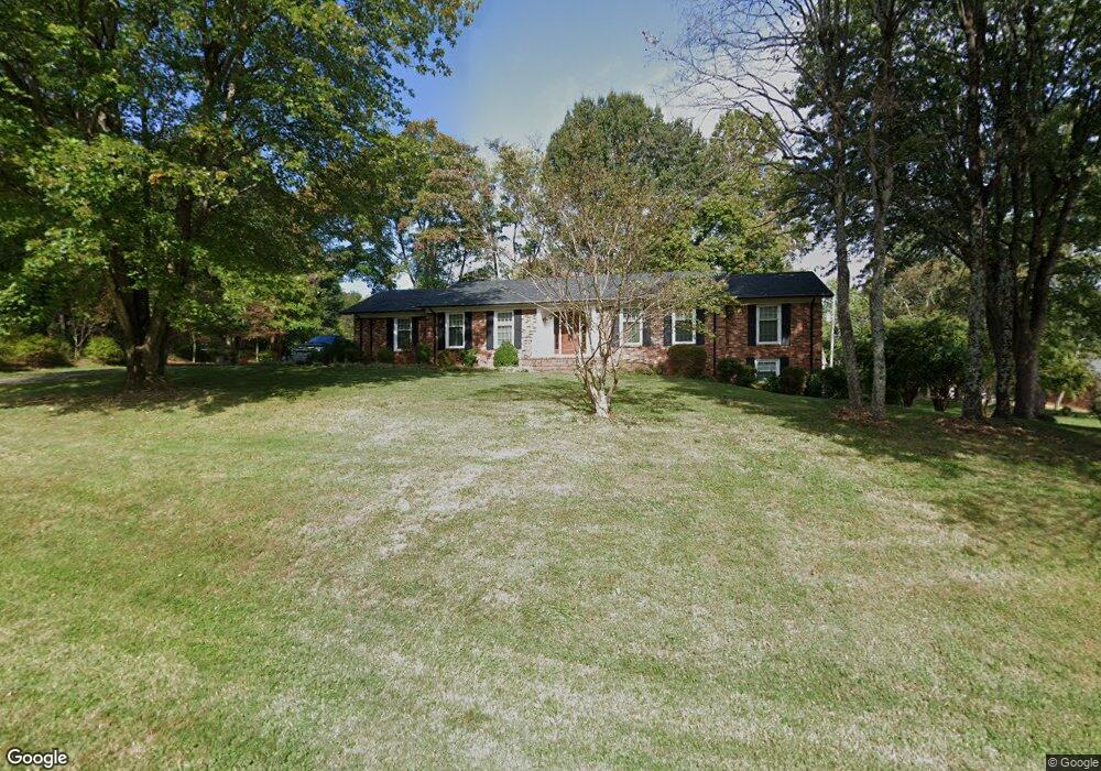 3305 E Broad St, Statesville, NC 28625 - photo 1