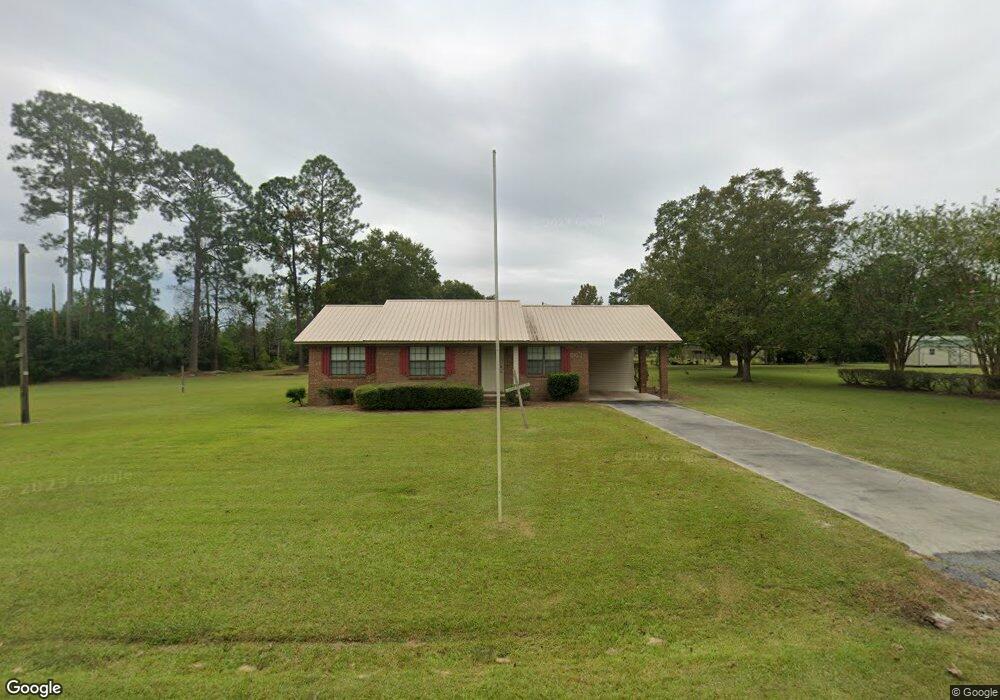 26 E Bennett Ave, Hazlehurst, GA 31539 - photo 1