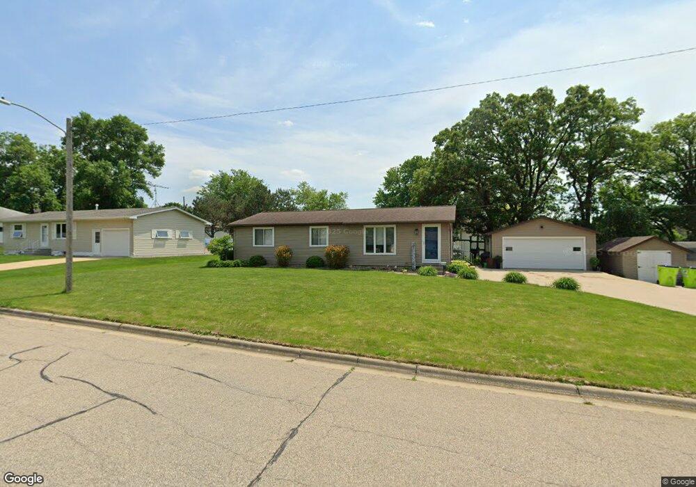 233 233 12th-Street-e, Zumbrota, MN 55992 - photo 1