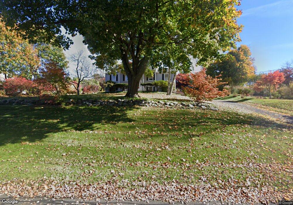 5 Beech Tree Rd, Brookfield, CT 06804 - photo 1