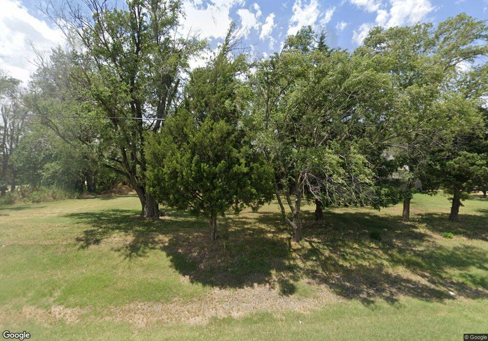8255 N Ridge Rd, Valley Center, KS 67147 - photo 1