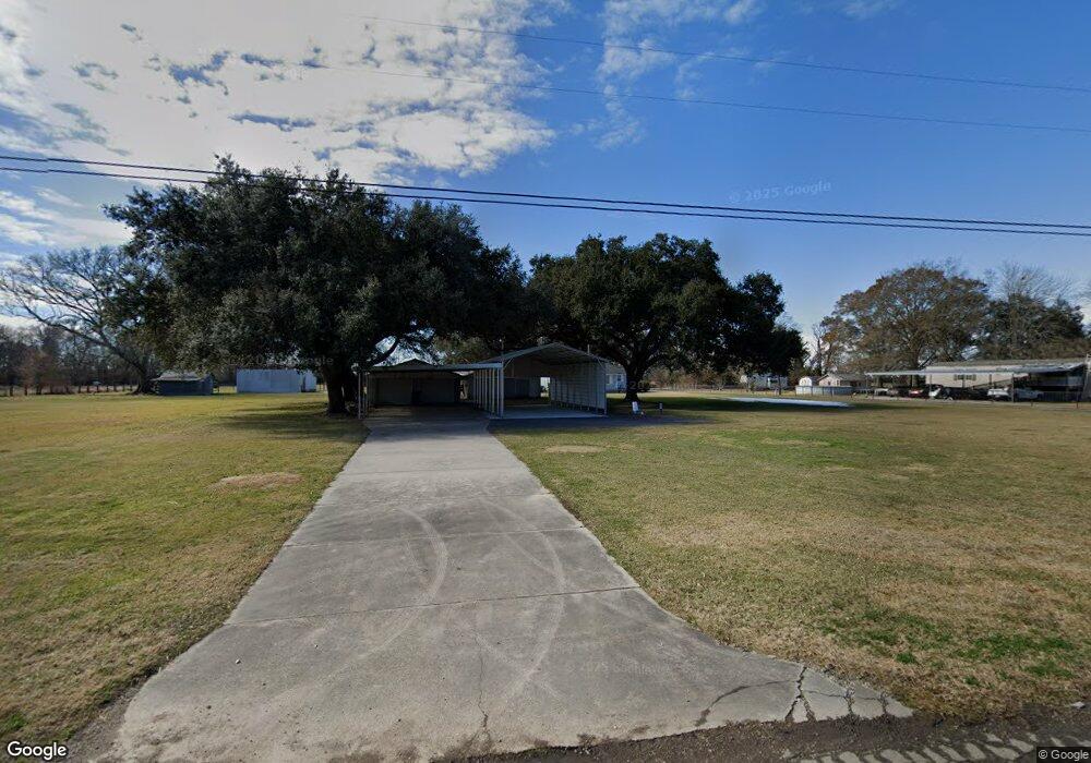 7302 Lee Station Rd, New Iberia, LA 70560 - photo 1