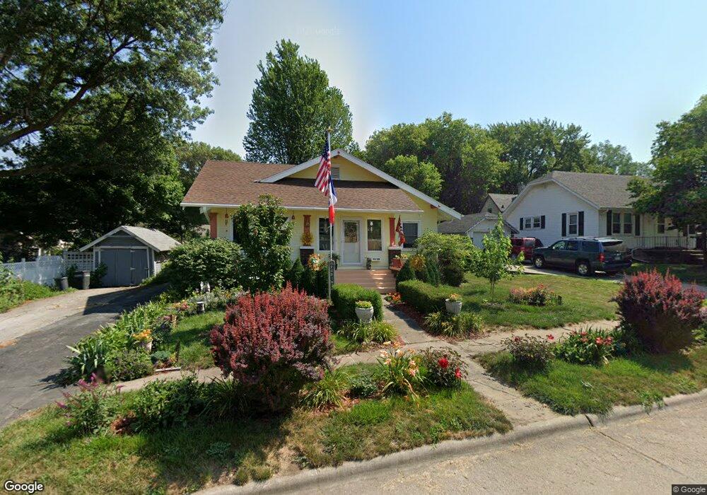 305 Crescent St, Shenandoah, IA 51601 - photo 1