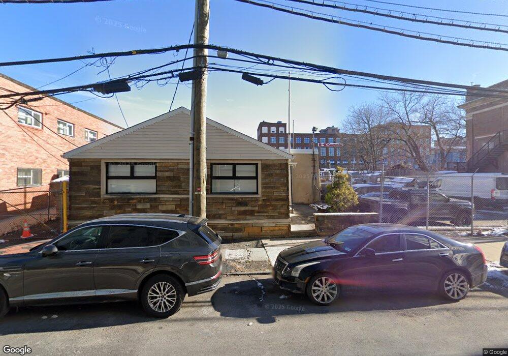 26 Alexander St, Yonkers, NY 10701 - photo 1