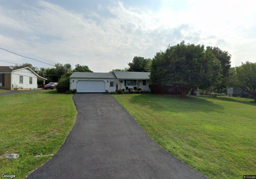 198 Sandpiper Ln, Shepherdstown, WV 25443 - photo 1