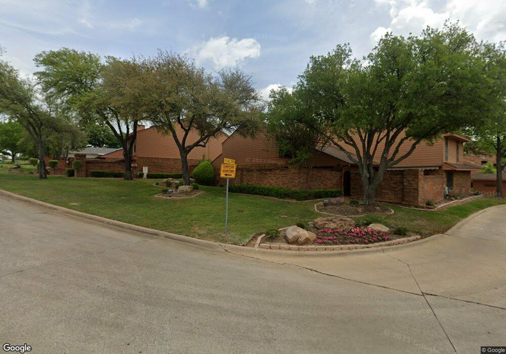 10 Village Green Ct, Denison, TX 75020 - photo 1