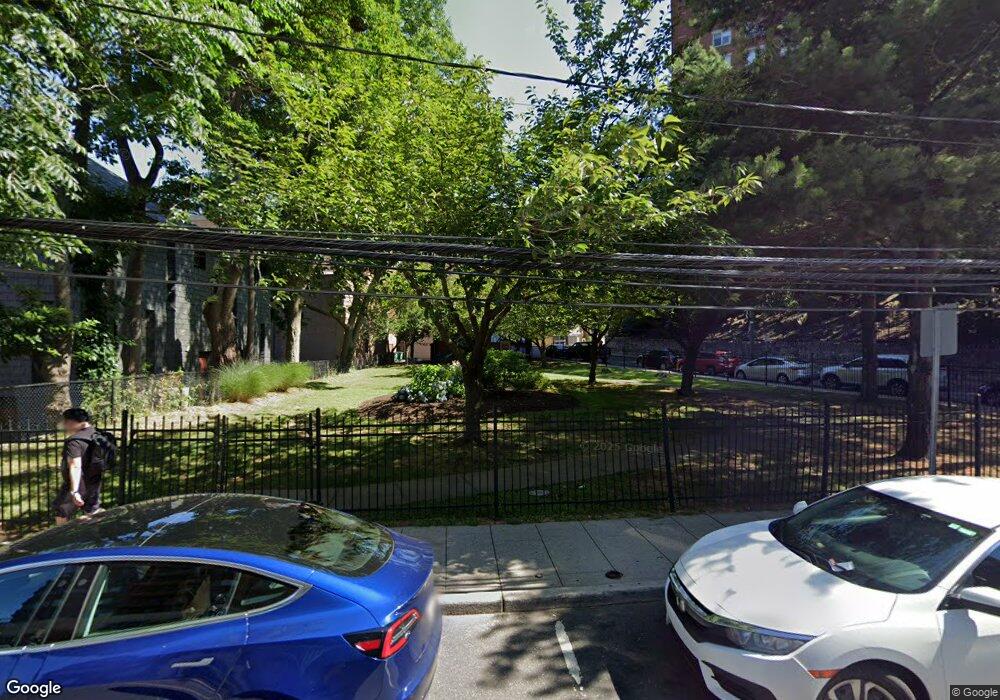 32 Forest St, Stamford, CT 06901 - photo 1