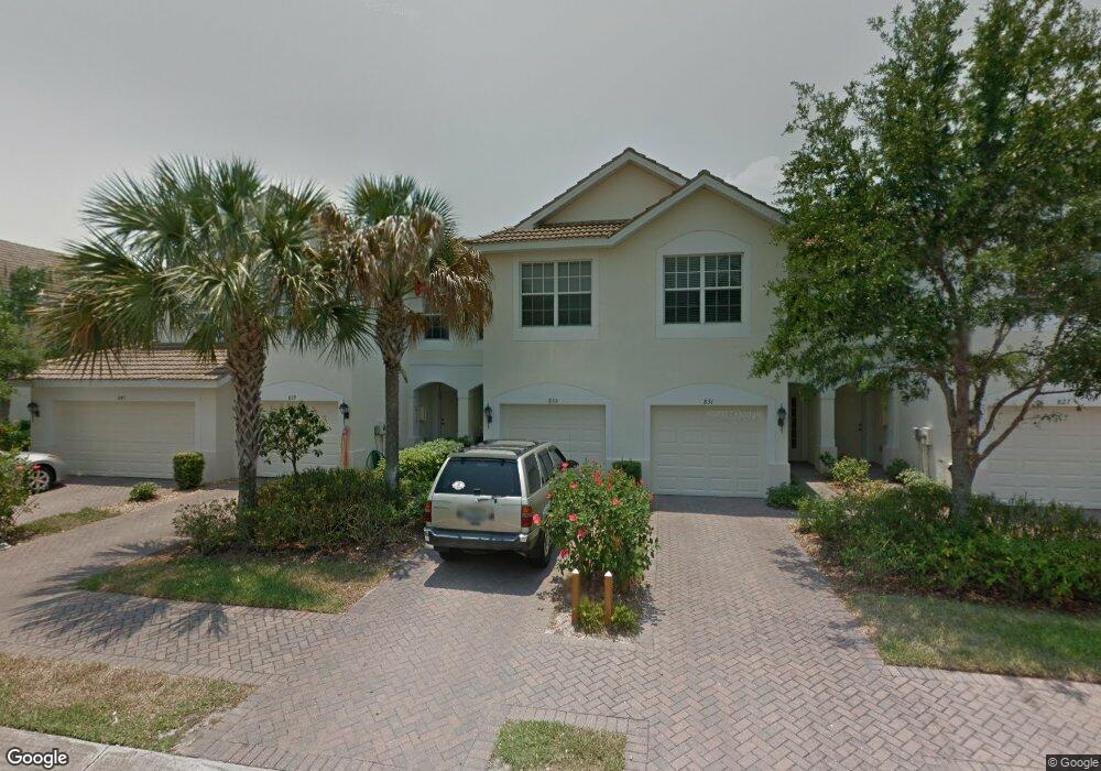 839 Hampton Cir, Naples, FL 34105 - photo 1