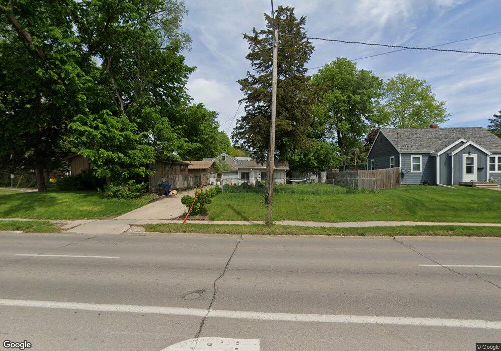 4715 Hickman Rd, Des Moines, IA 50310 - photo 1