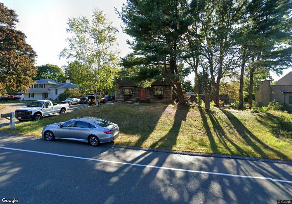 137 Farm St, Wakefield, MA 01880 - photo 1