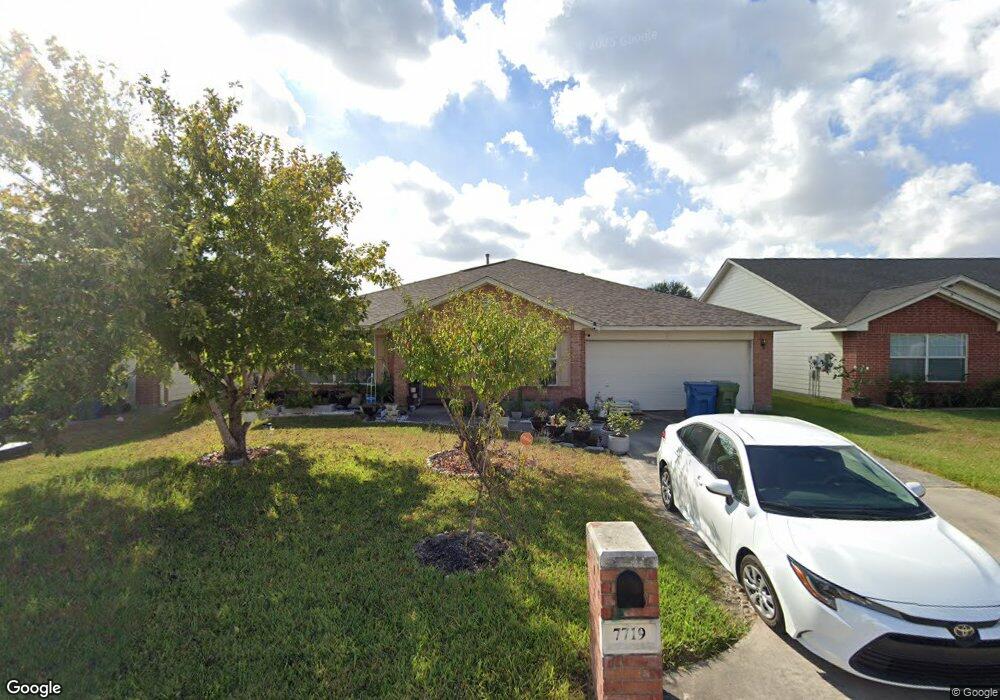 7719 Kempsey Ln, Houston, TX 77040 - photo 1