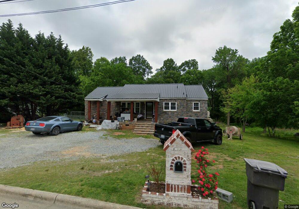 911 Nance Ave, High Point, NC 27263 - photo 1