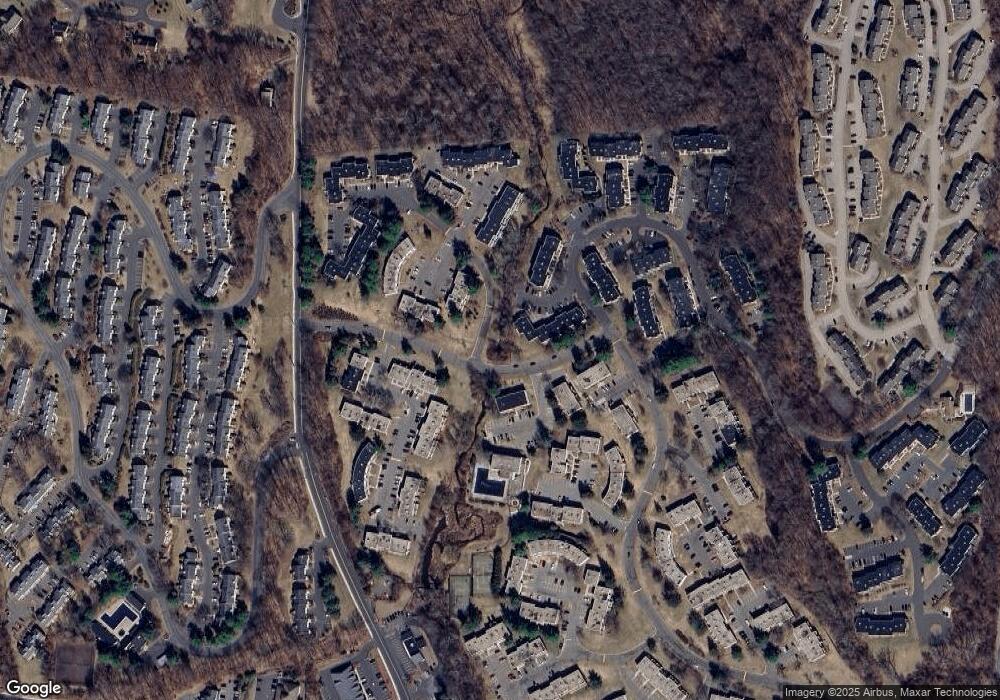 24 Chestnut Ct, Cromwell, CT 06416 - photo 1