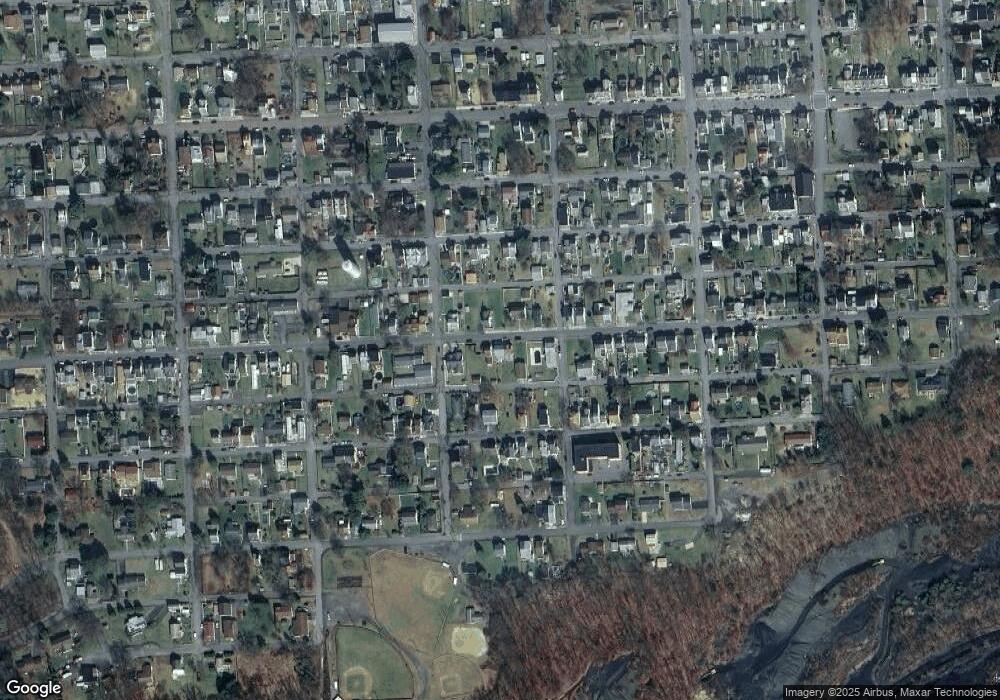 1236 W Montgomery St, Coal Township, PA 17866 - photo 1