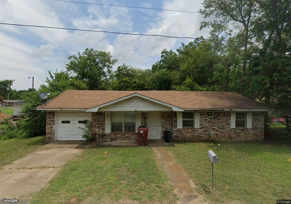804 N G St, Hugo, OK 74743 - photo 1