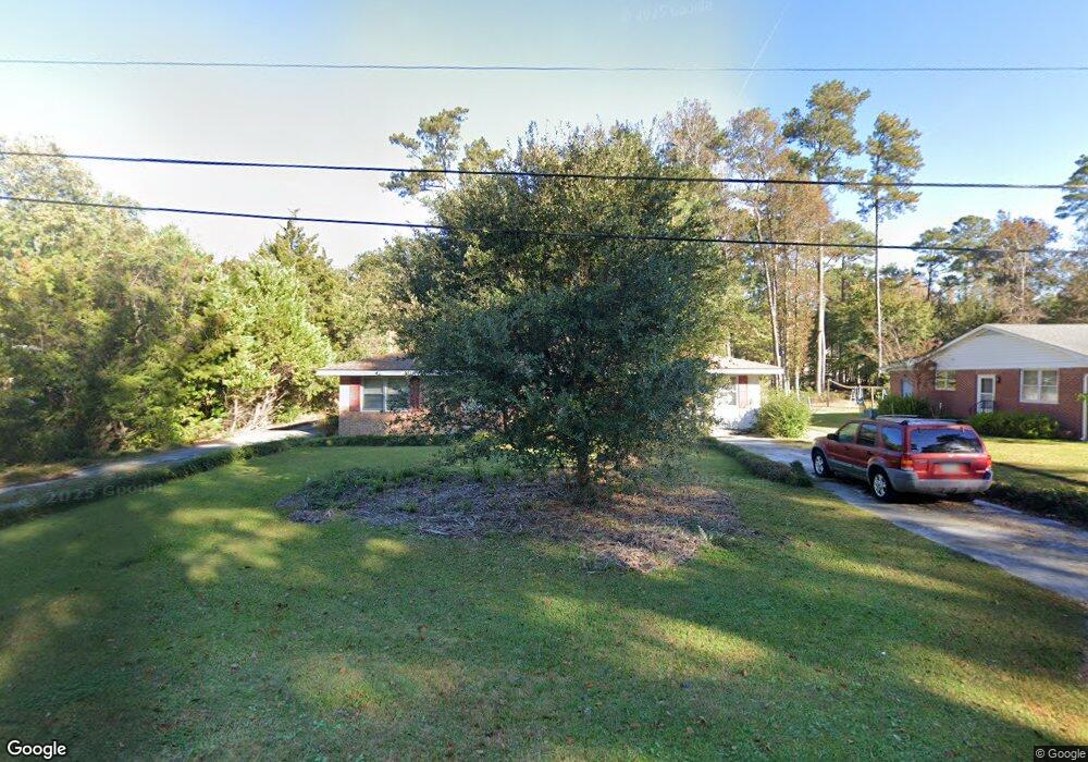 708 Whrens St, Burgaw, NC 28425 - photo 1