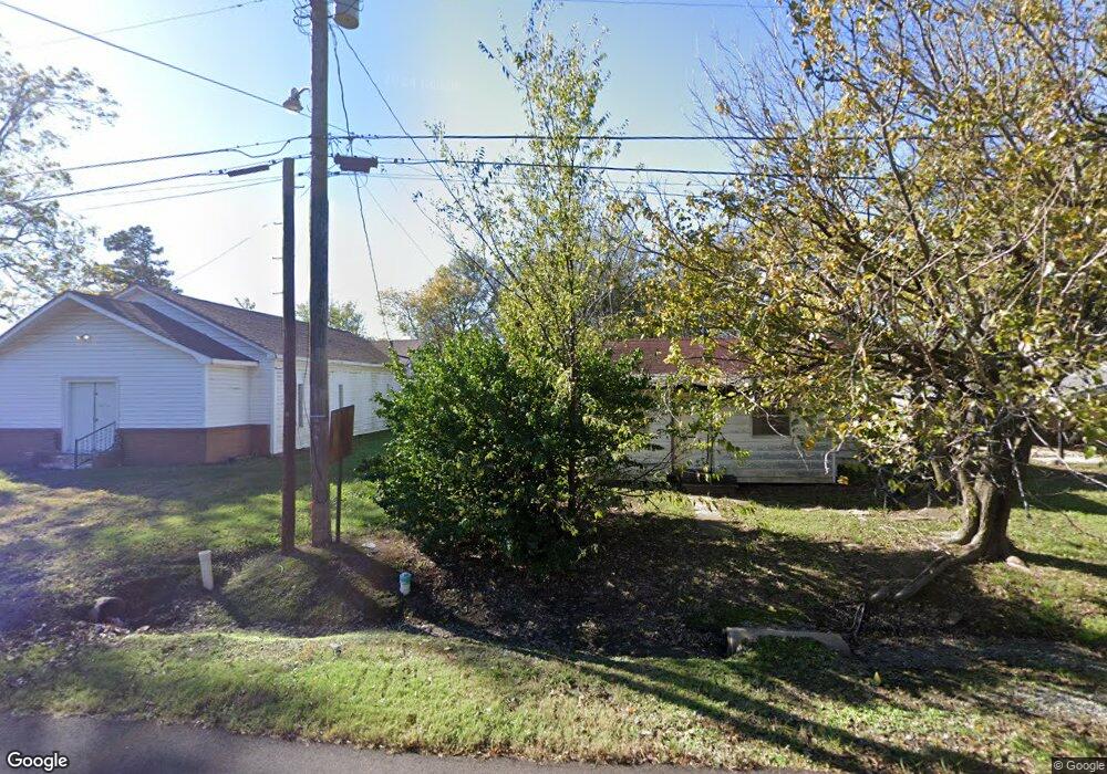 1007 N Porter St, Stuttgart, AR 72160 - photo 1