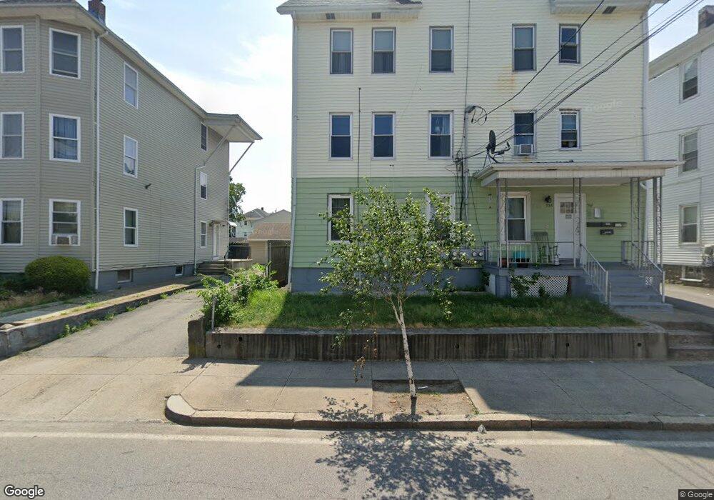 562 Hunt St, Central Falls, RI 02863 - photo 1