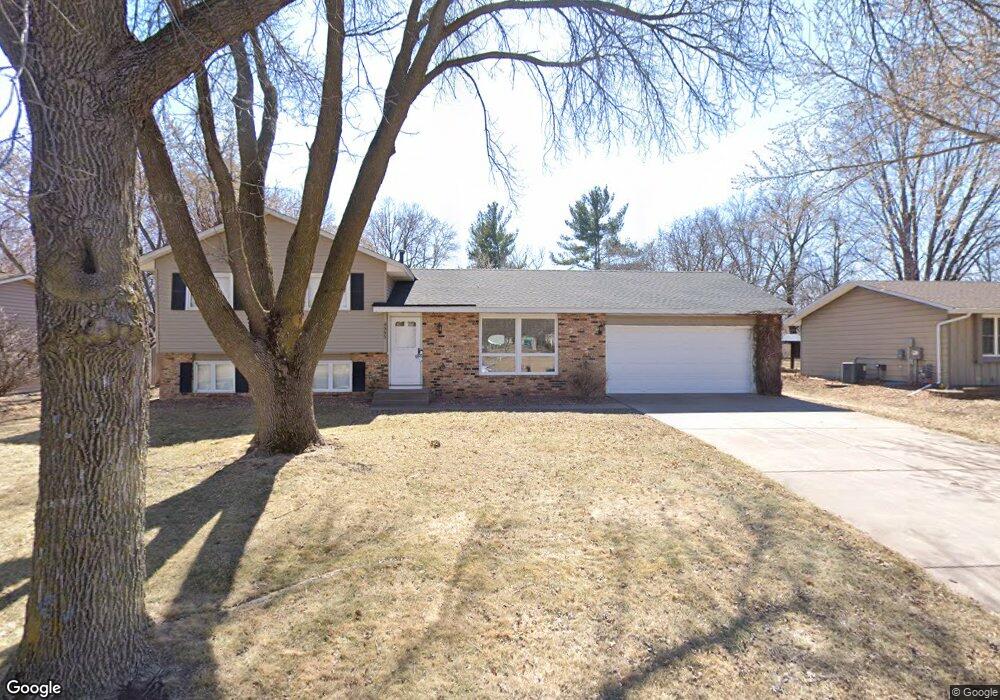 9985 101st Place N, Maple Grove, MN 55369 - photo 1