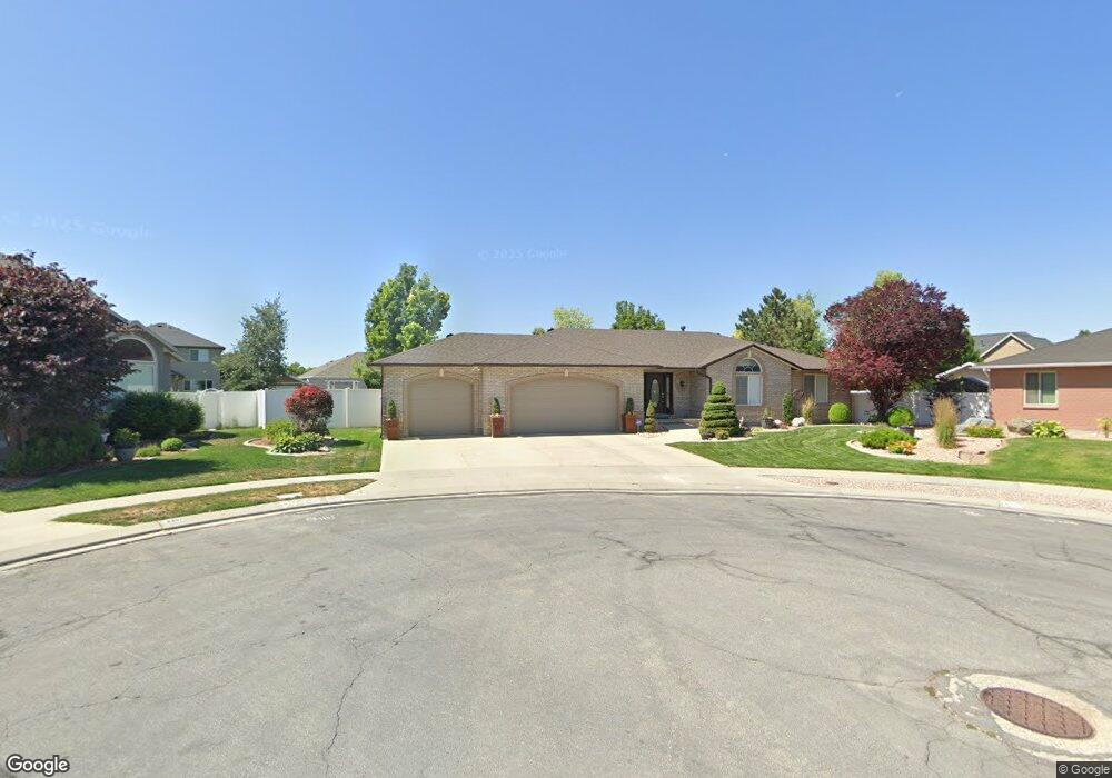 8482 S 1330 W, West Jordan, UT 84088 - photo 1