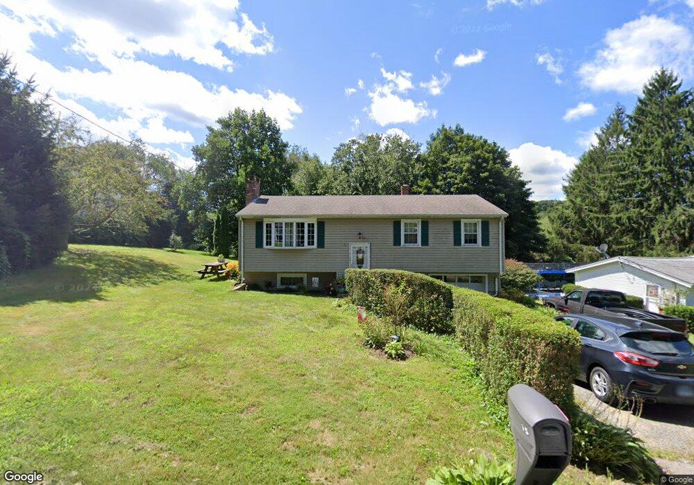 15 Cherry Ln, Oakdale, CT 06370 - photo 1