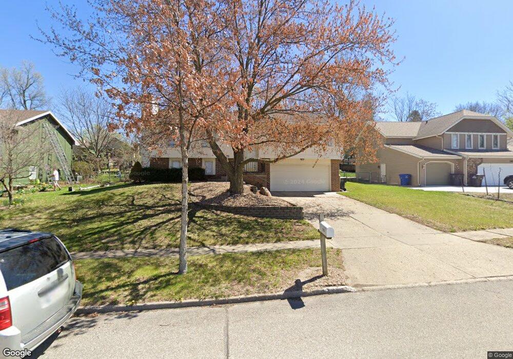 3721 SW 32nd St, Des Moines, IA 50321 - photo 1