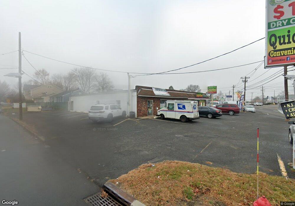 1111 Saint Georges Ave, Woodbridge Township, NJ 07067 - photo 1