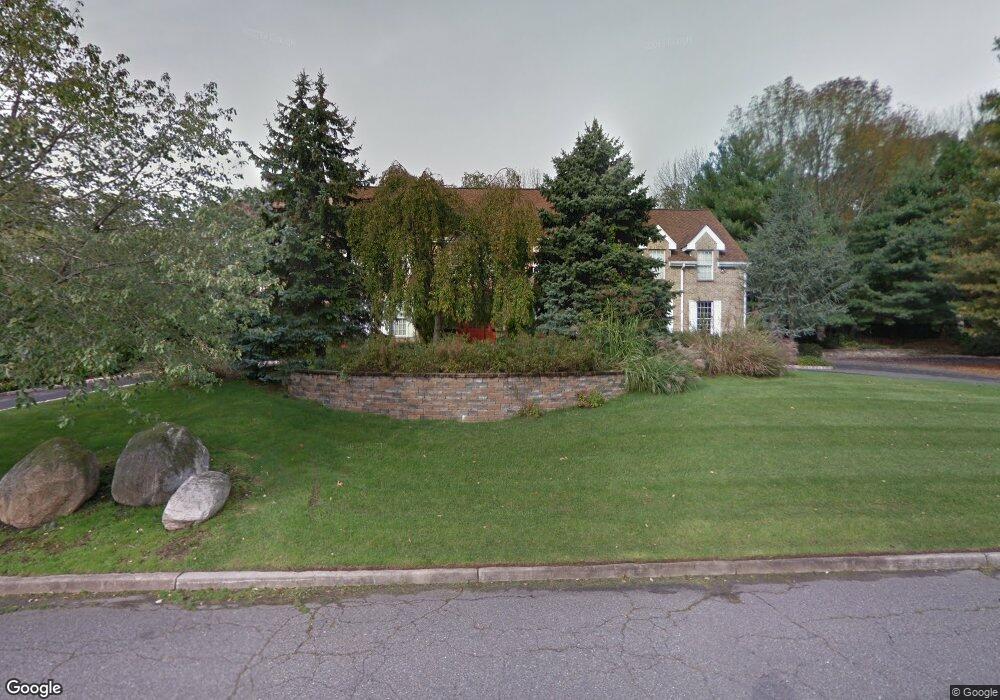 7 Forest Ridge Rd, Upper Saddle River, NJ 07458 - photo 1