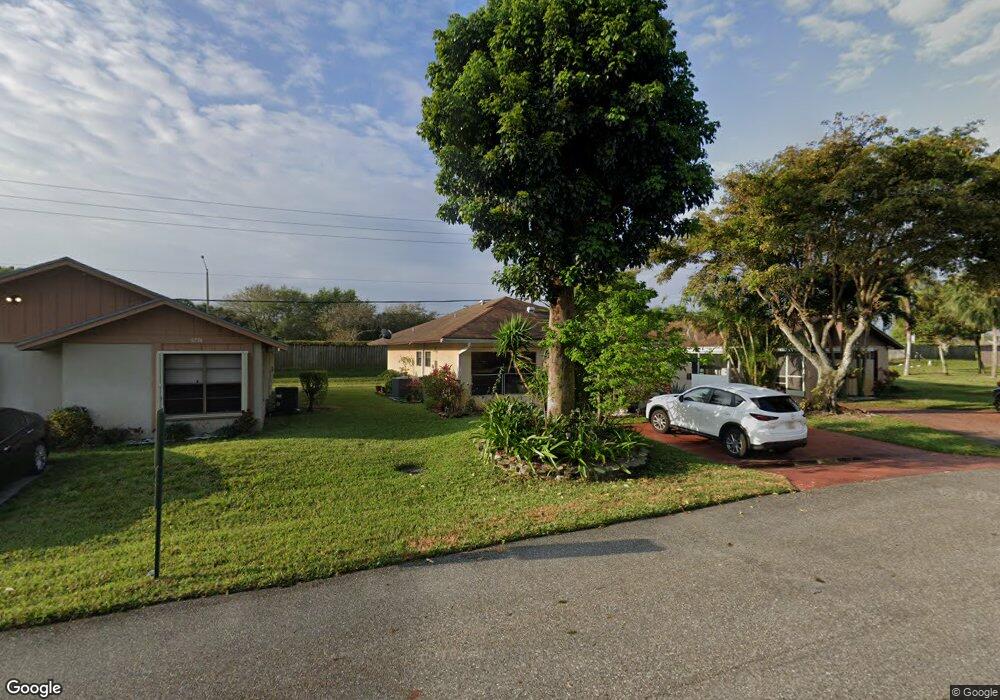 5282 Robbie Ct unit 2, West Palm Beach, FL 33415 - photo 1