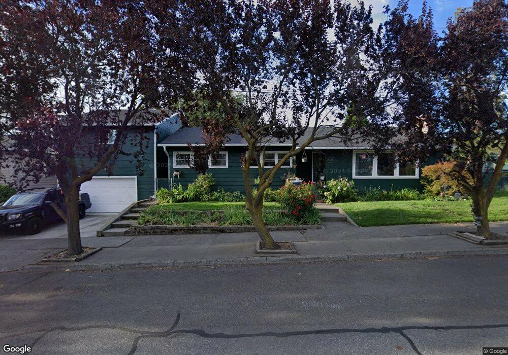 1300 E 11th St, the Dalles, OR 97058 - photo 1