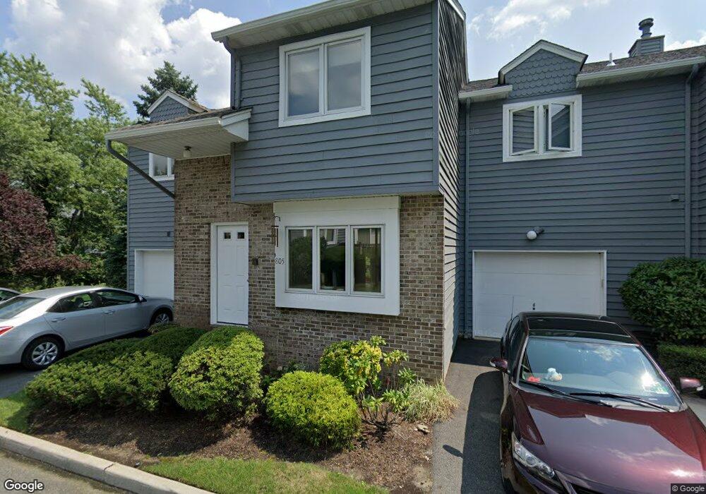 8-05 Creek Ct unit 1X, Fair Lawn, NJ 07410 - photo 1