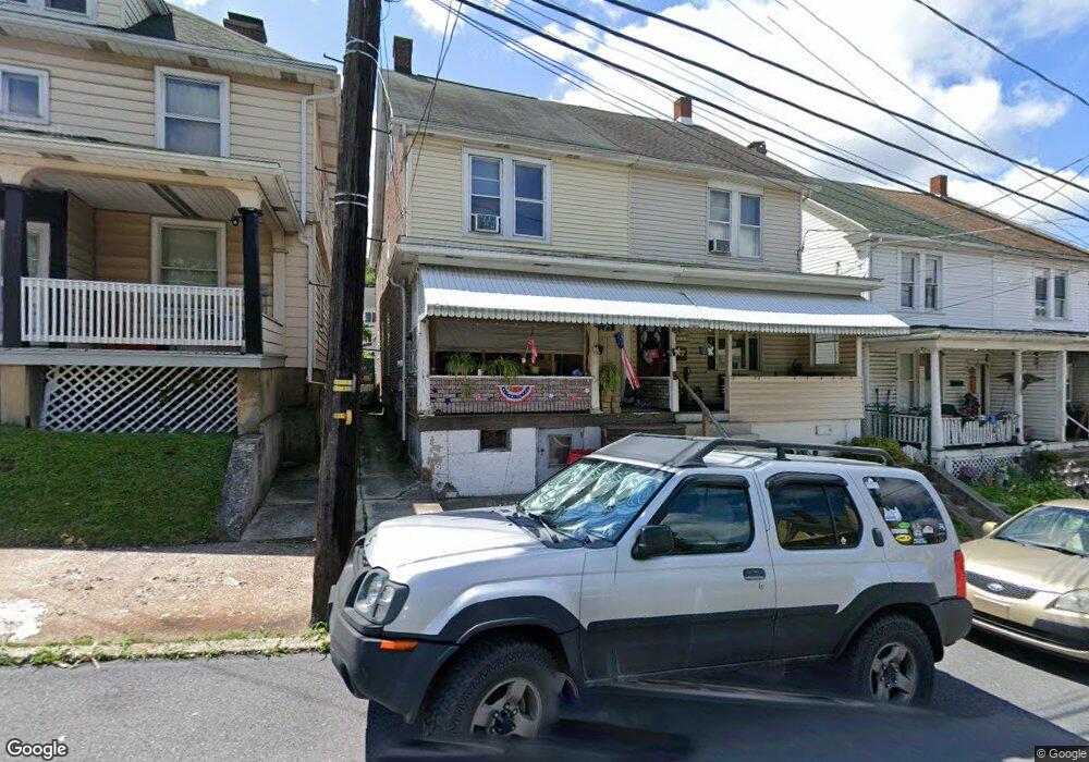 252 E Patterson St, Lansford, PA 18232 - photo 1