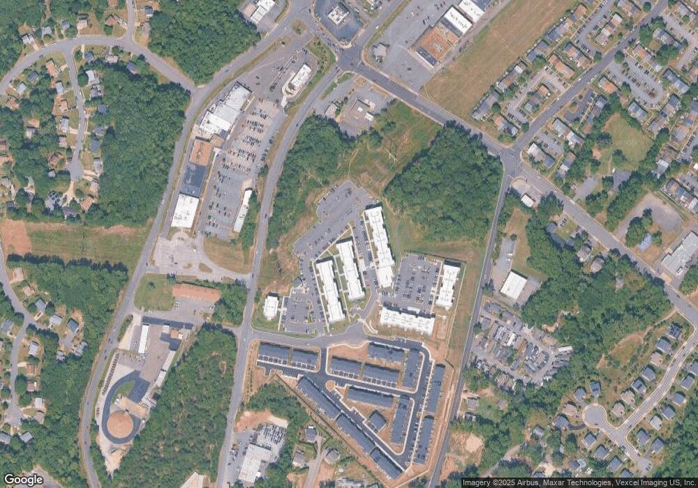 3955 Graham Park Rd, Triangle, VA 22172 - photo 1